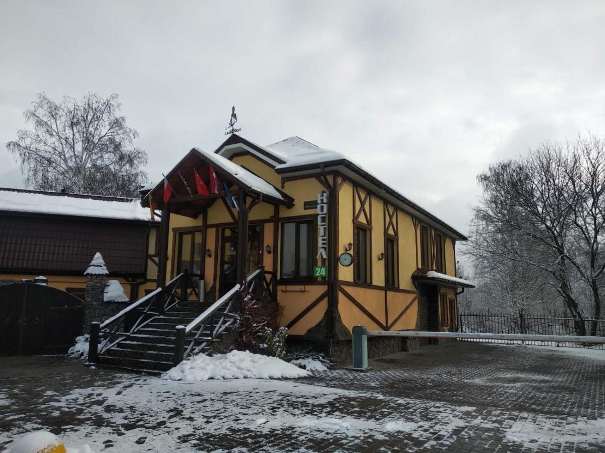Хостел 24 Khmelʼnytsʼkyy Buitenkant foto